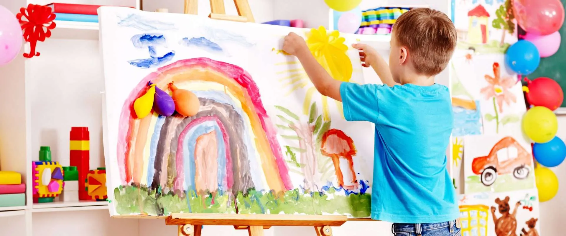 تسلية الأطفال في المنزل