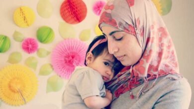 دور الأم في تربية الأبناء في الإسلام