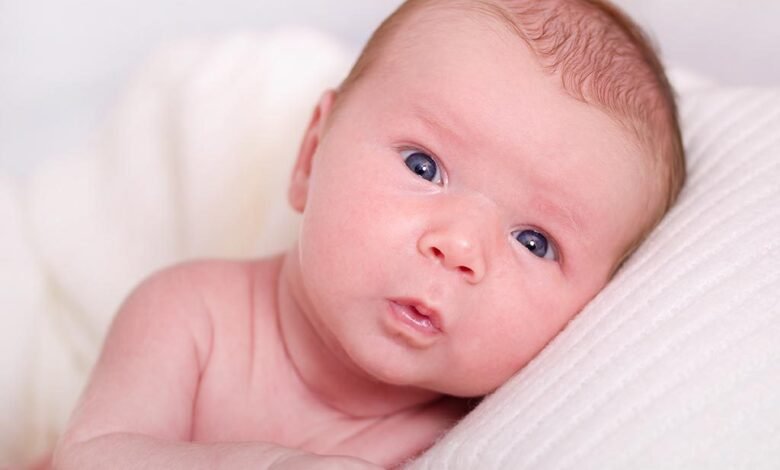 ماذا يشعر الطفل حديث الولادة ... 3 أشياء يشعر بها الطفل بعد الولادة