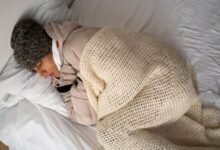 سبب الشعور بالبرد الشديد أثناء النوم