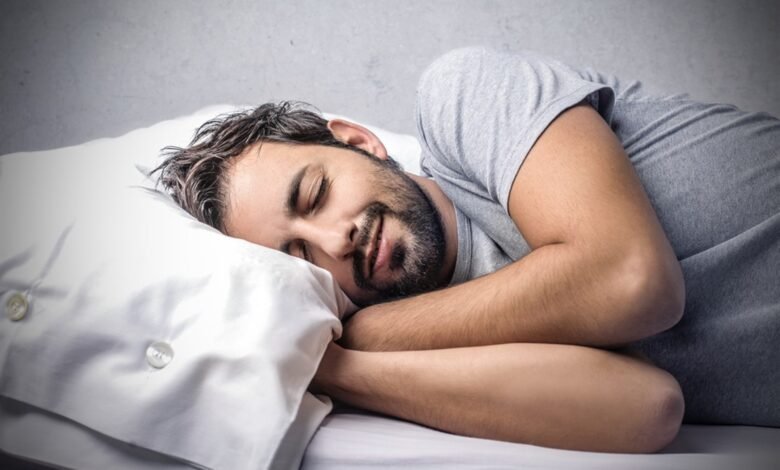 لماذا ينام الرجل بسرعة بعد العلاقة الزوجية