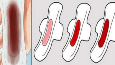 هل تلاحظين دم أسود ثقيل خلال دورتك الشهرية